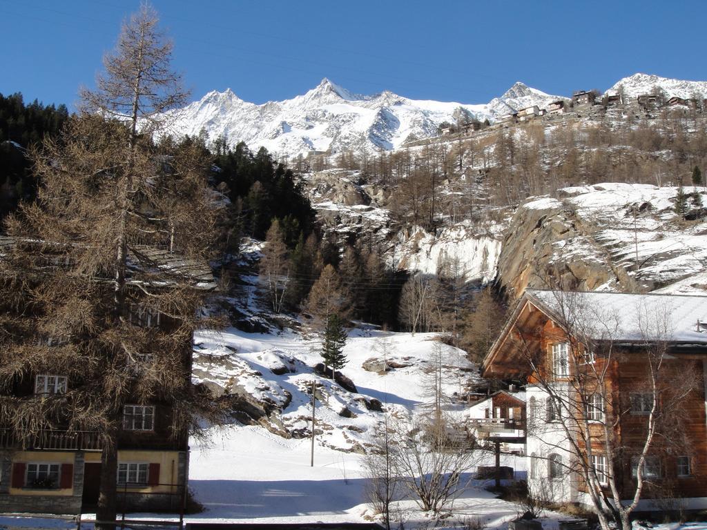Haus Alpenstern Apartman Saas-Grund Szoba fotó