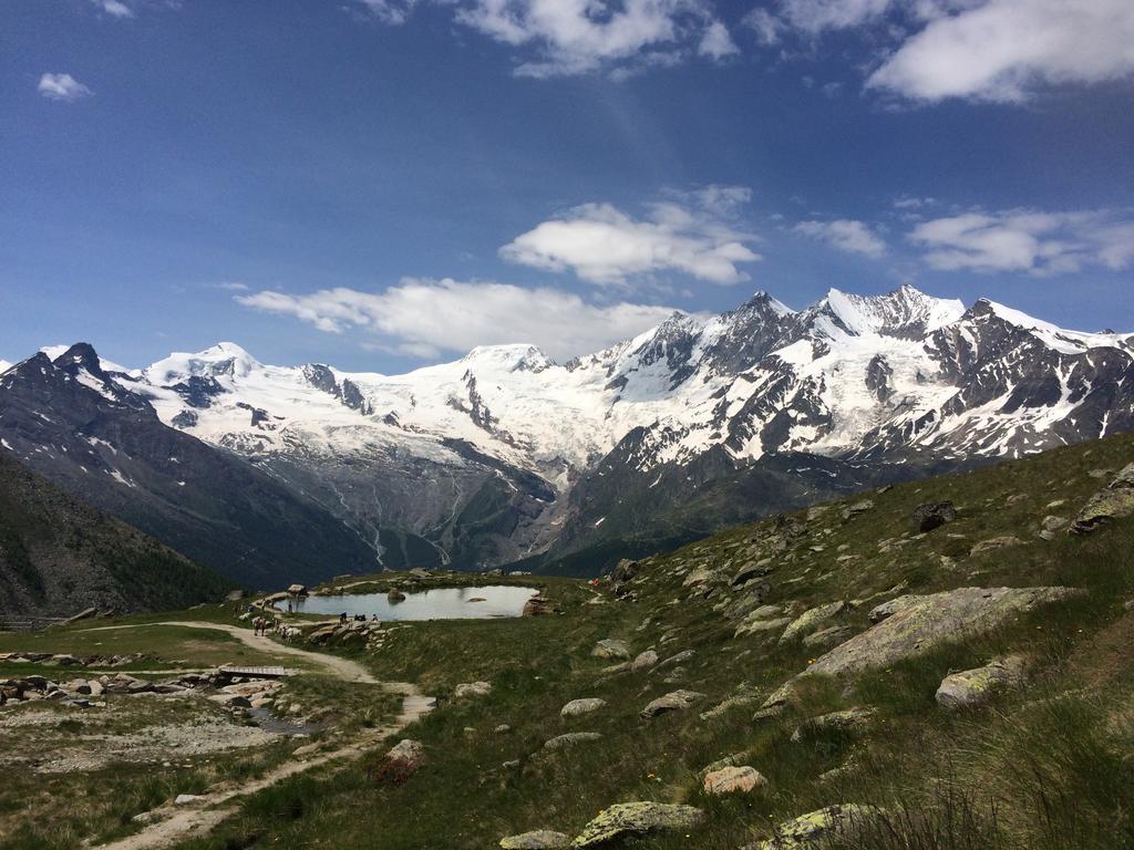 Haus Alpenstern Apartman Saas-Grund Kültér fotó