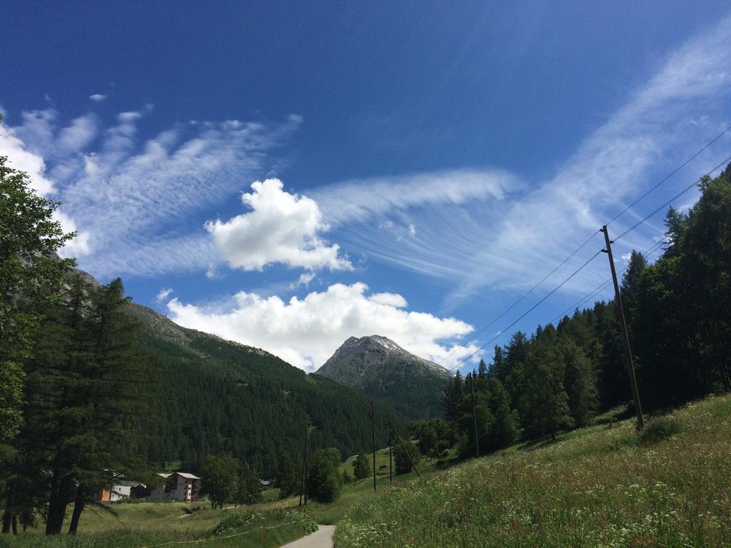 Haus Alpenstern Apartman Saas-Grund Kültér fotó