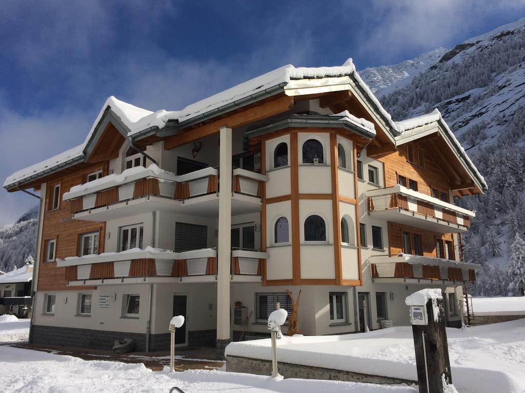 Haus Alpenstern Apartman Saas-Grund Kültér fotó