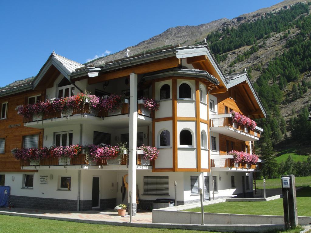 Haus Alpenstern Apartman Saas-Grund Kültér fotó